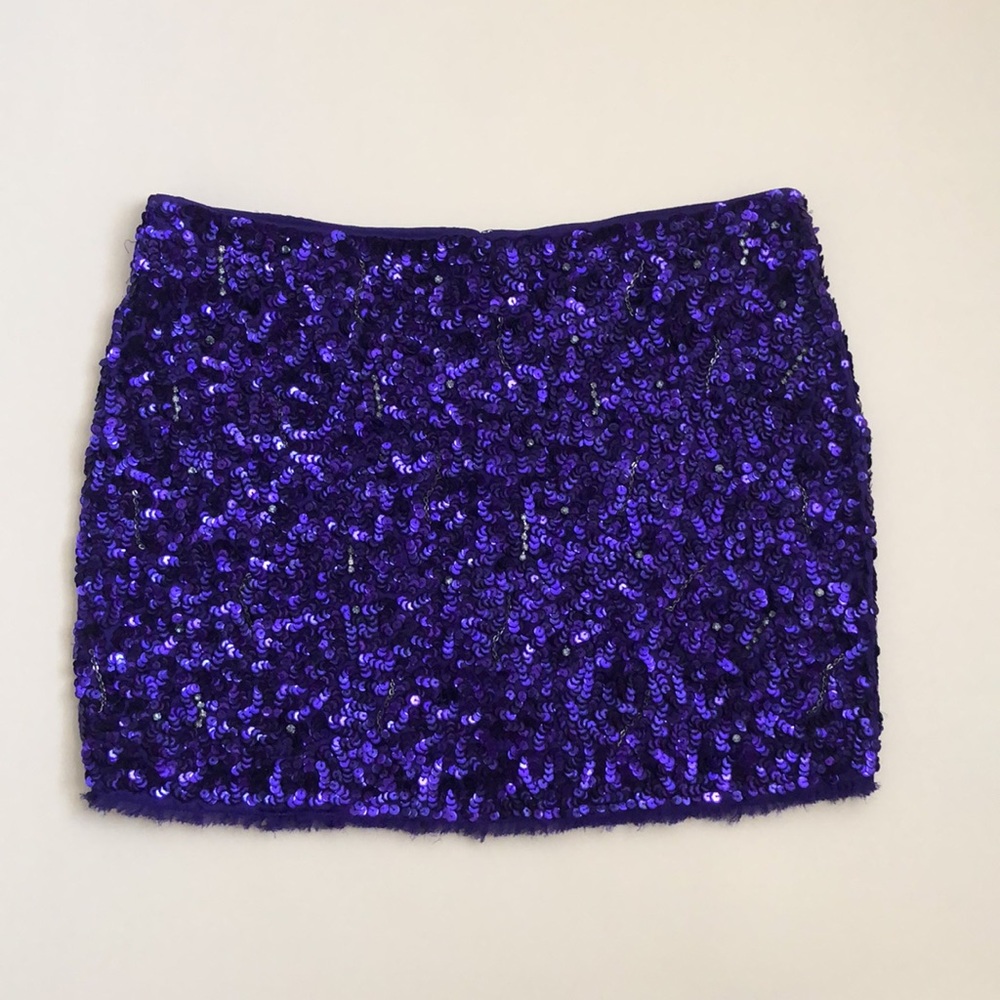 Alice + Olivia  Purple Frayed Hem Sequin &Rhinestone Mini Skirt Size 6